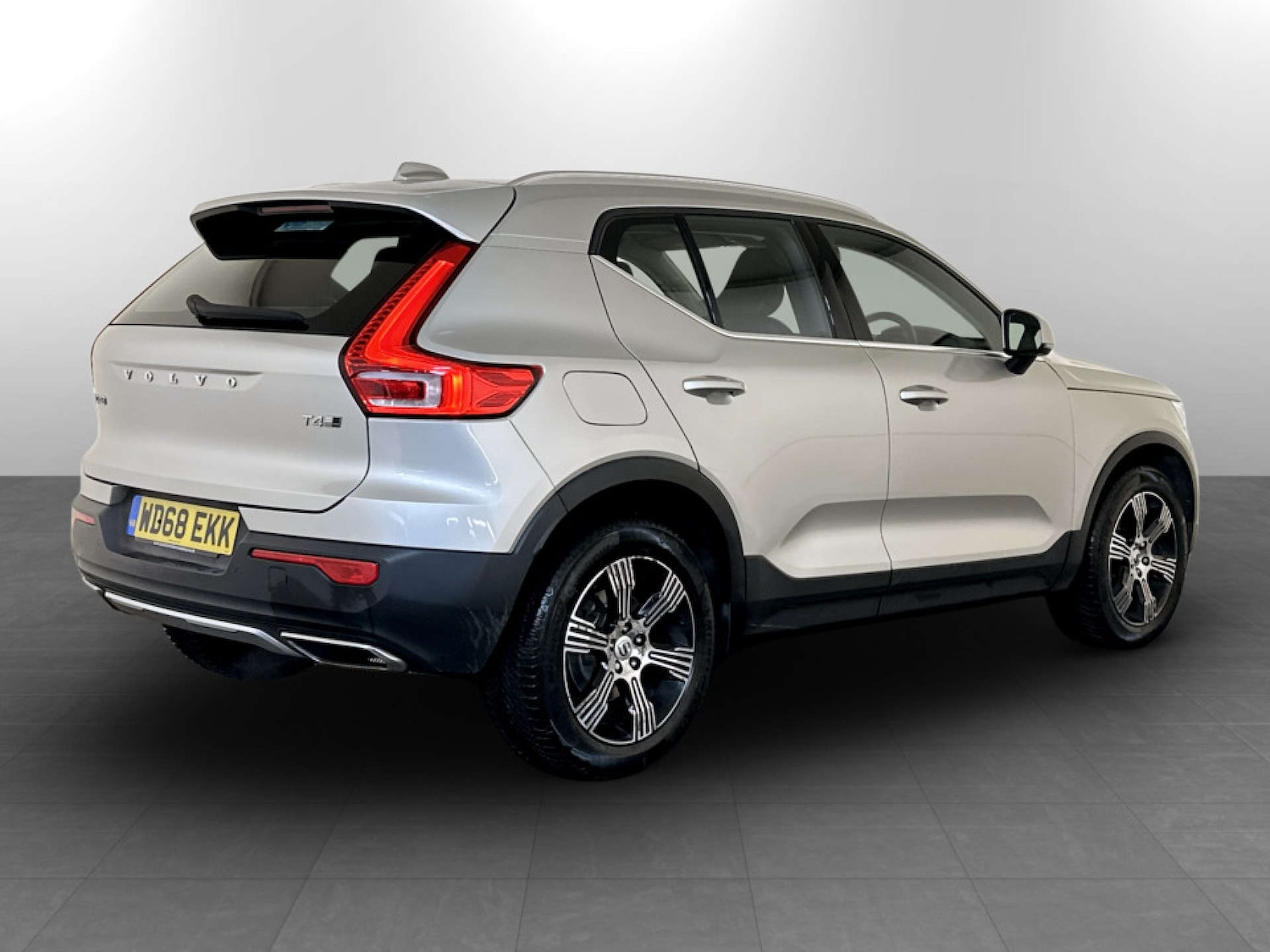 Used Volvo XC40 2018 for sale - 77342894: Photo 10