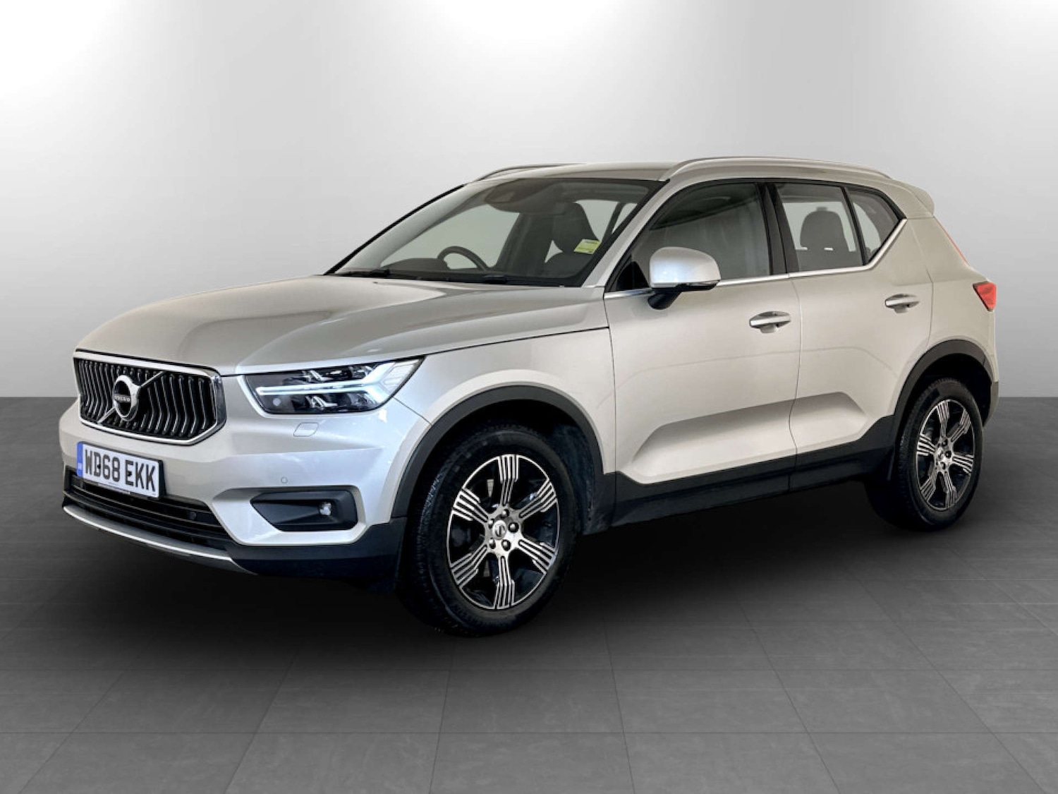 Used Volvo XC40 2018 for sale - 77342894: Photo 6