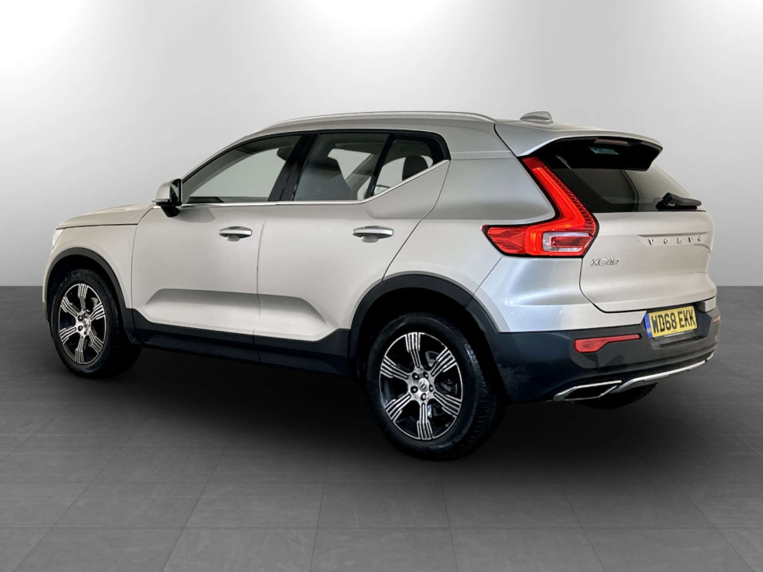 Used Volvo XC40 2018 for sale - 77342894: Photo 8