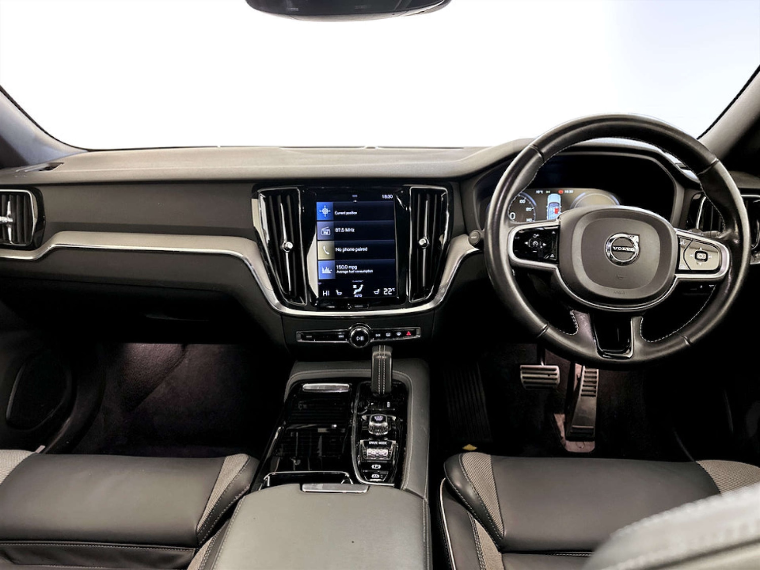 Used Volvo V60 2021 for sale - 77765837: Photo 3