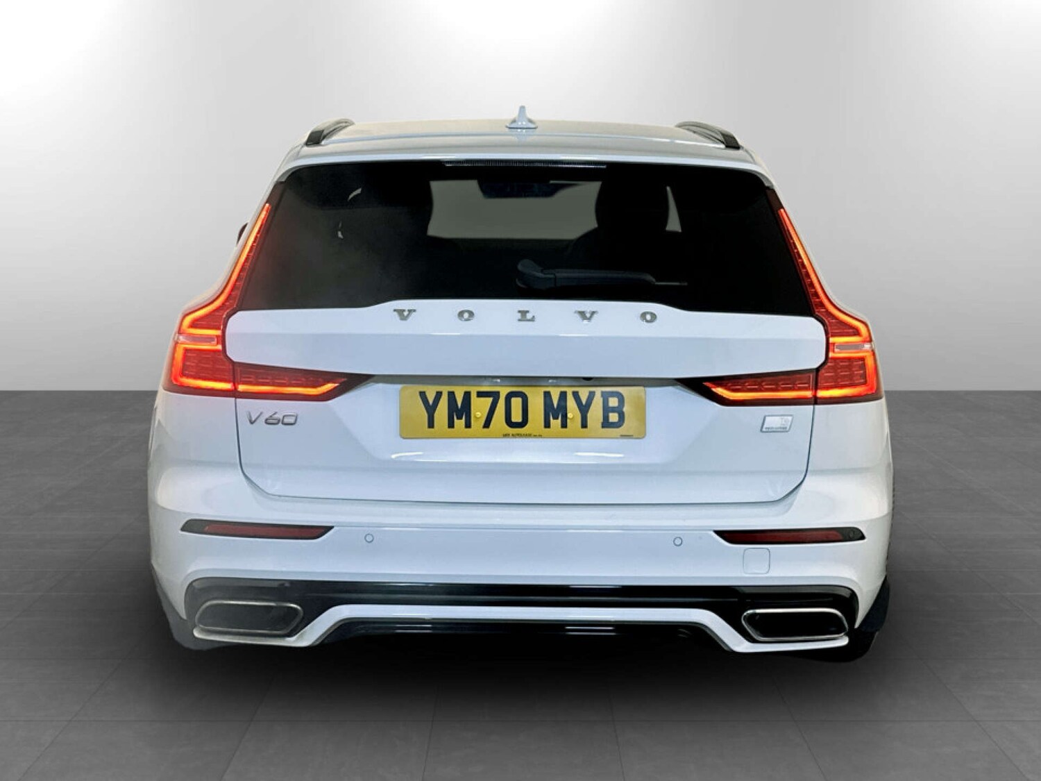 Used Volvo V60 2021 for sale - 77765837: Photo 9