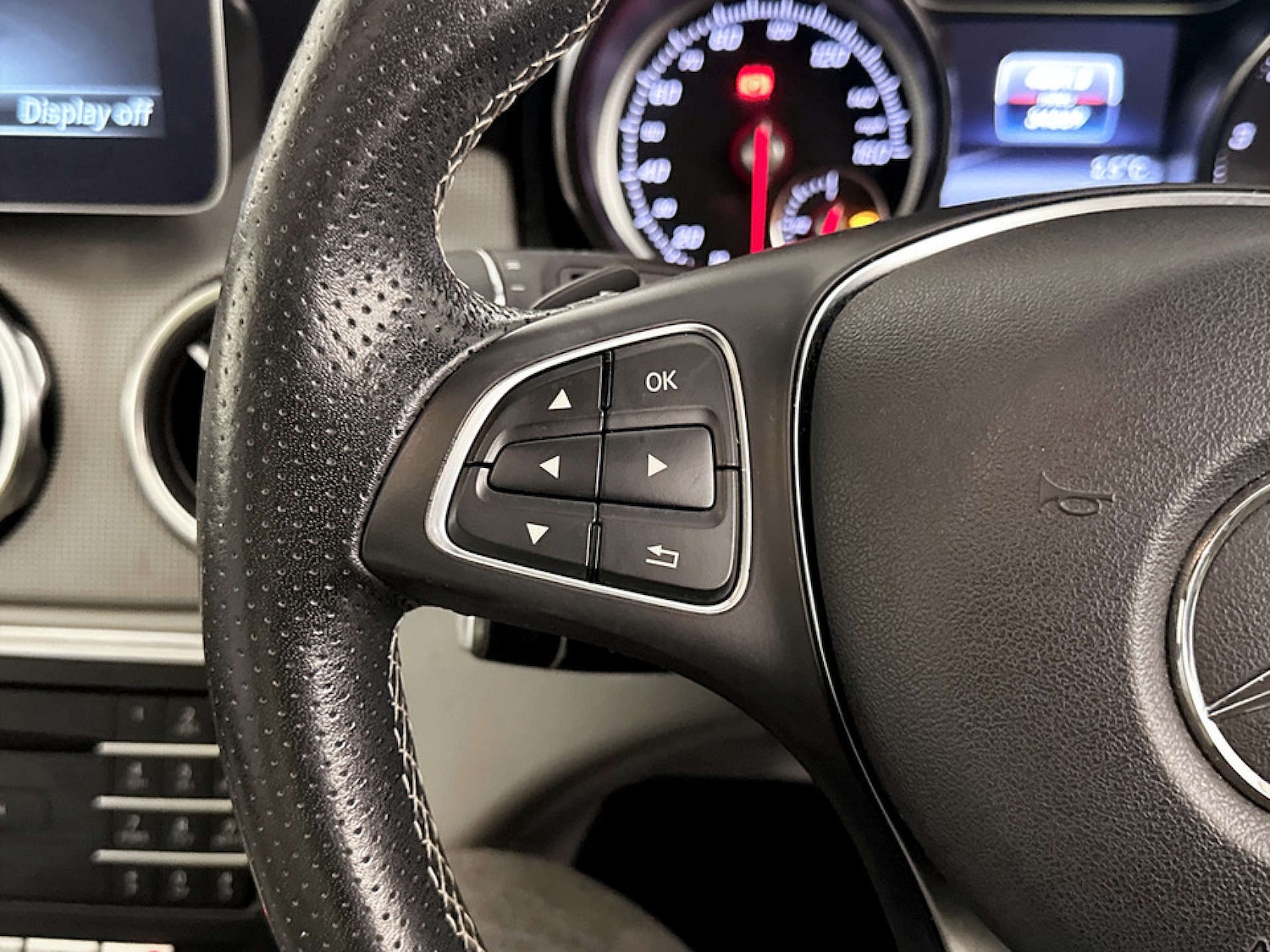 Used Mercedes-Benz GLA 2017 for sale - 77184988: Photo 18