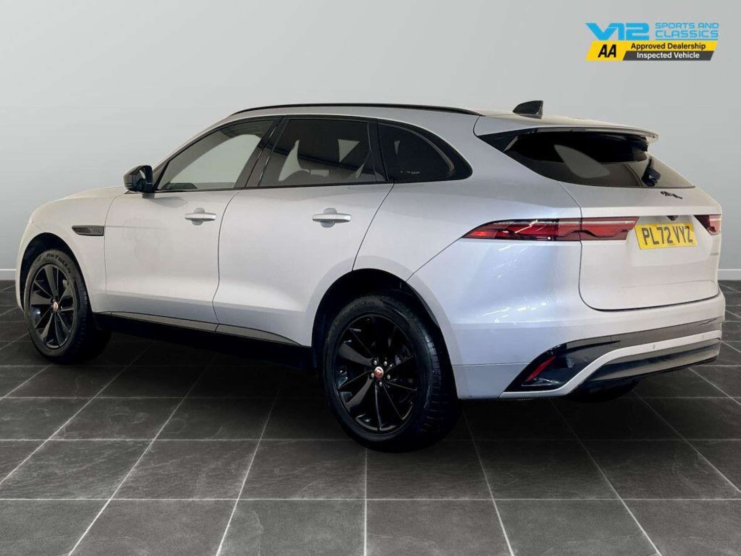 Used Jaguar F-Pace 2022 for sale - 77590622: Photo 8