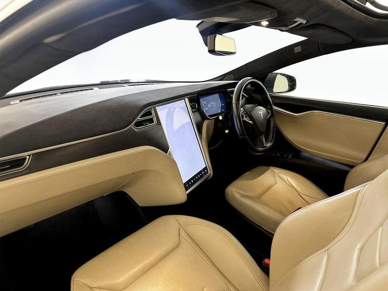 Used Tesla Model S 2015 for sale - 76241212: Photo 12