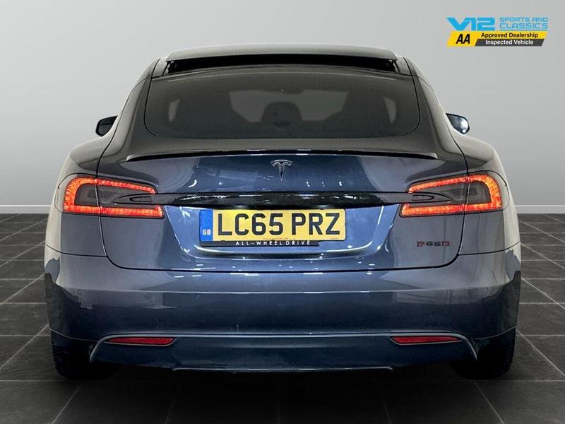 Used Tesla Model S 2015 for sale - 76241212: Photo 9