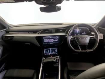 Used Audi e-tron 2021 for sale - 75008040: Photo