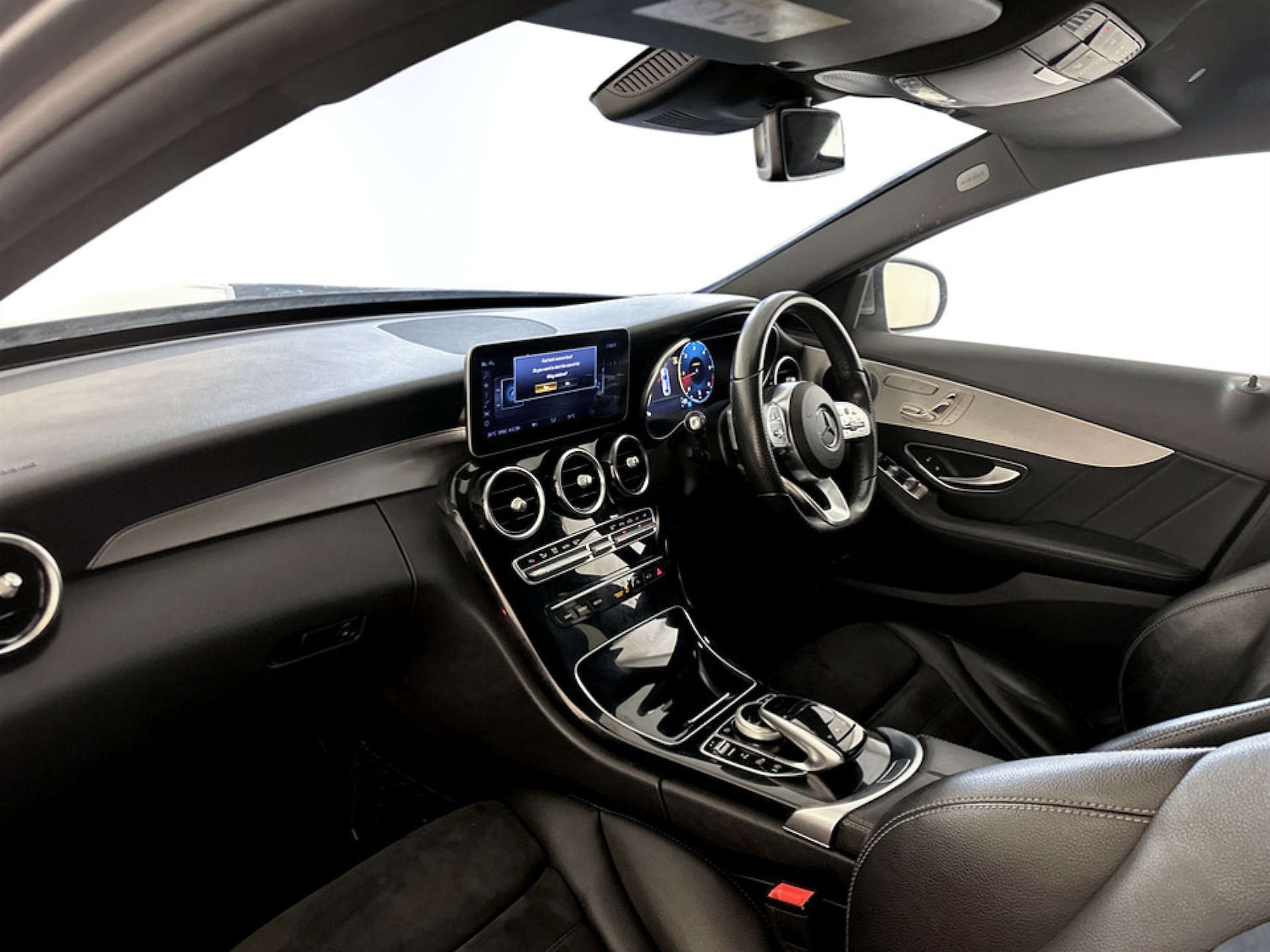 Used Mercedes-Benz C Class 2019 for sale - 77184885: Photo 12