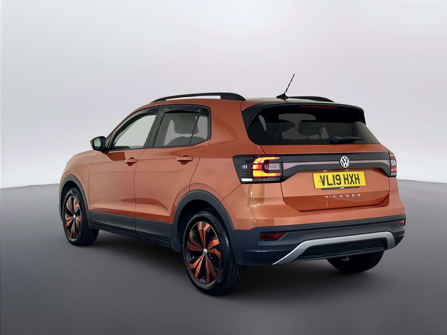 Used Volkswagen T-Cross 2019 for sale - 78083390: Photo 8