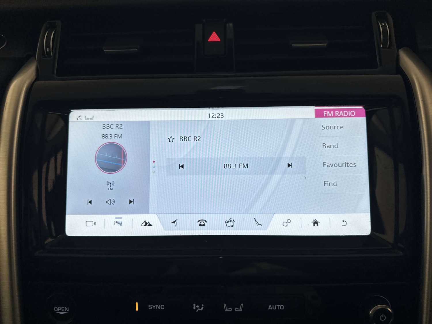 Used Land Rover Discovery 2018 for sale - 78016461: Photo 25