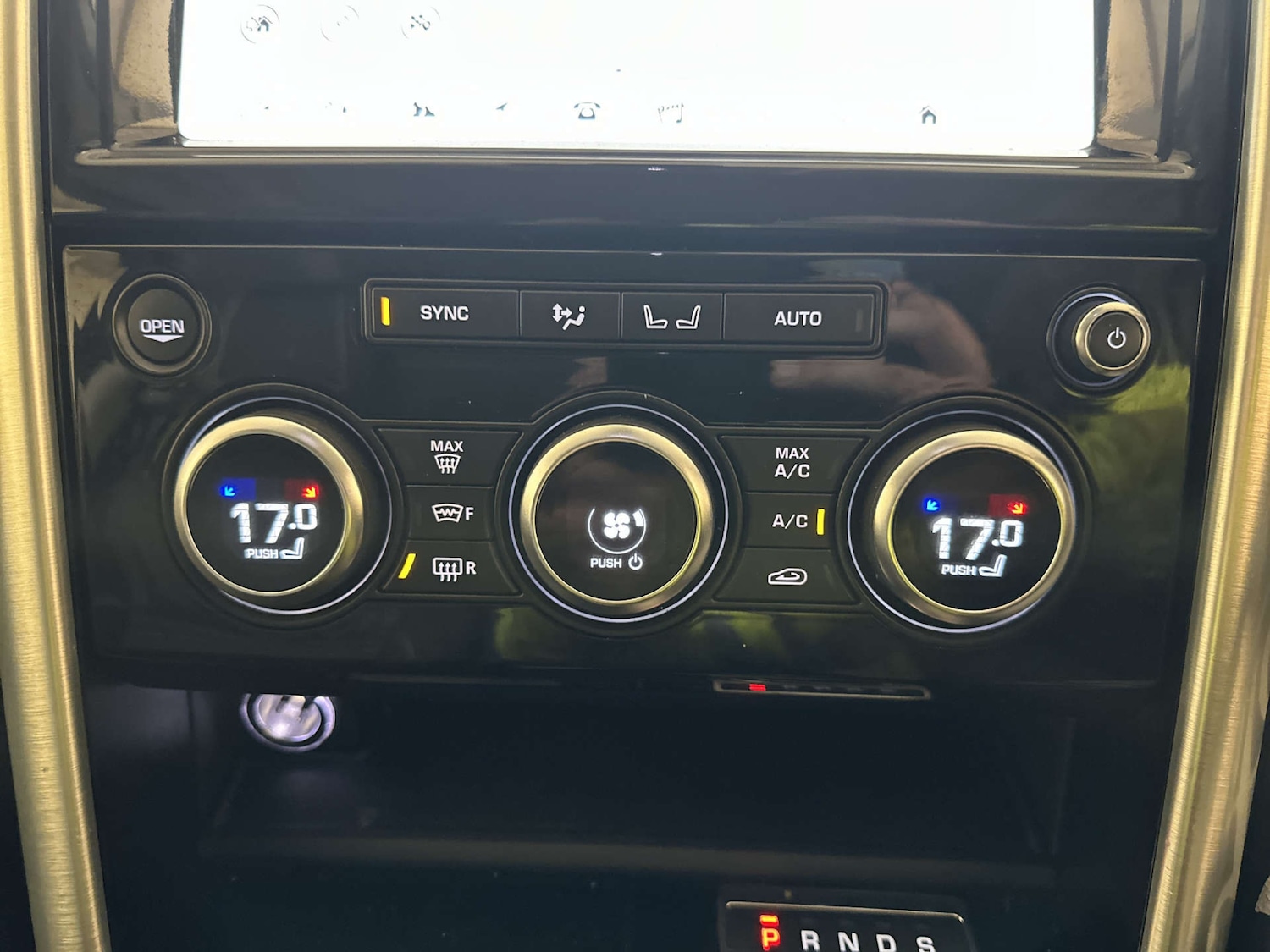 Used Land Rover Discovery 2018 for sale - 78016461: Photo 26