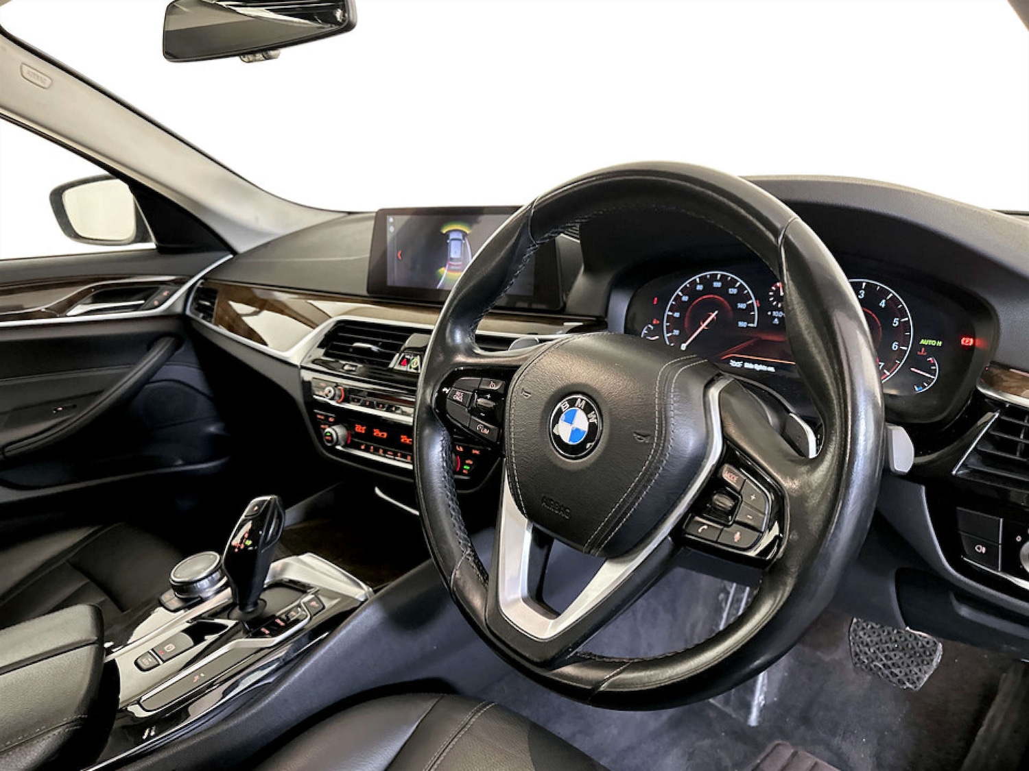 Used BMW 5 Series 2018 for sale - 77249234: Photo 15