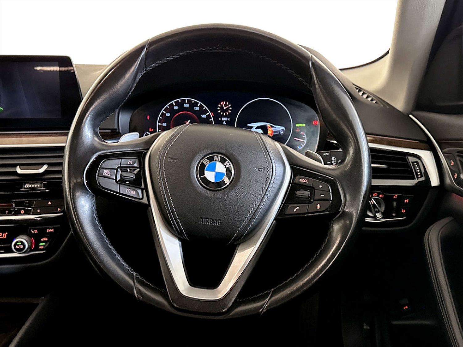 Used BMW 5 Series 2018 for sale - 77249234: Photo 16