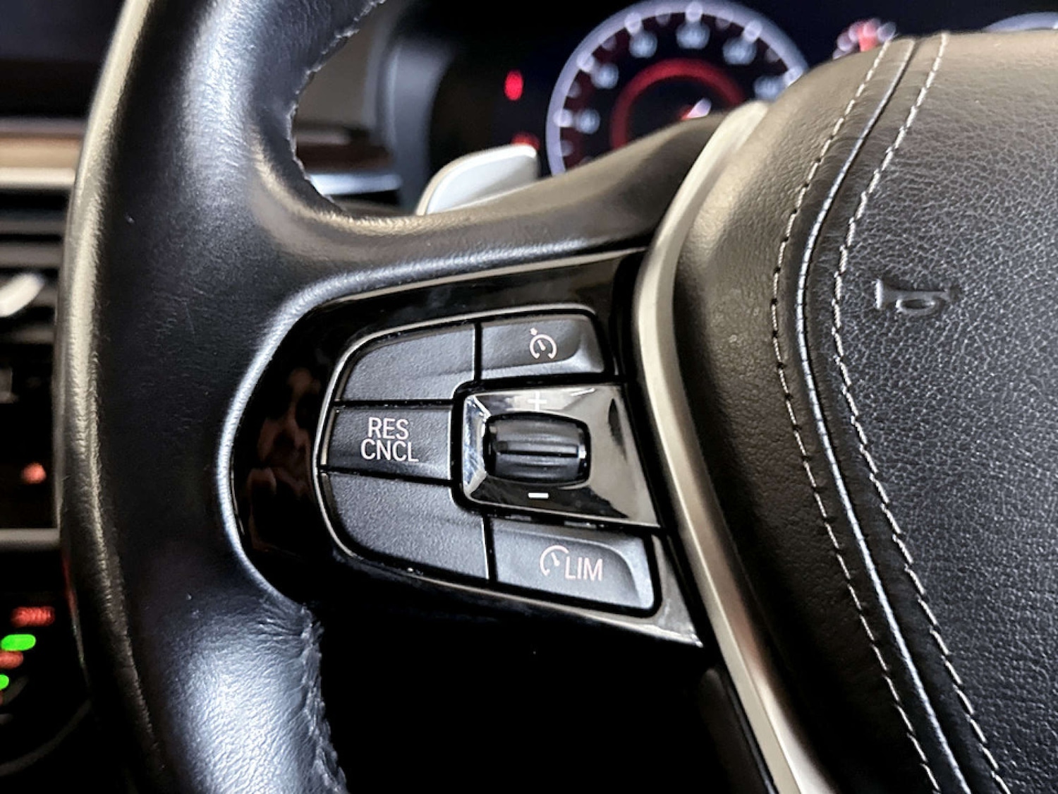 Used BMW 5 Series 2018 for sale - 77249234: Photo 17