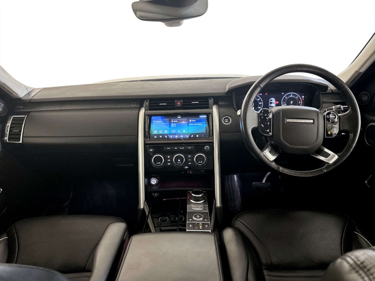 Used Land Rover Discovery 2019 for sale - 77621922: Photo 3