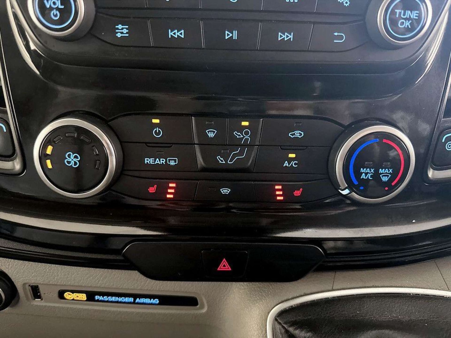 Used Ford Tourneo Custom 2020 for sale - 77383428: Photo 26