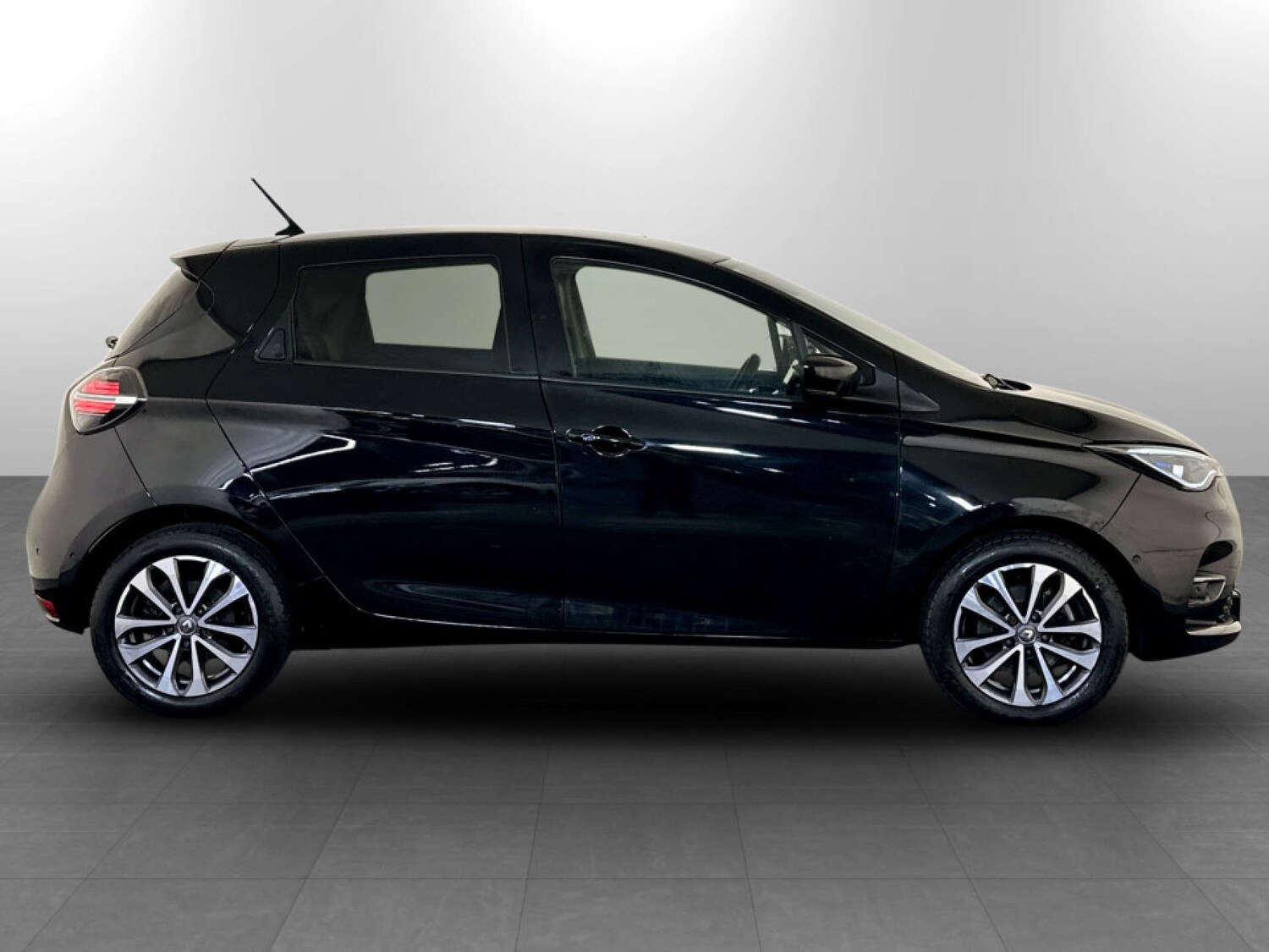 Used Renault Zoe 2022 for sale - 77805610: Photo 11
