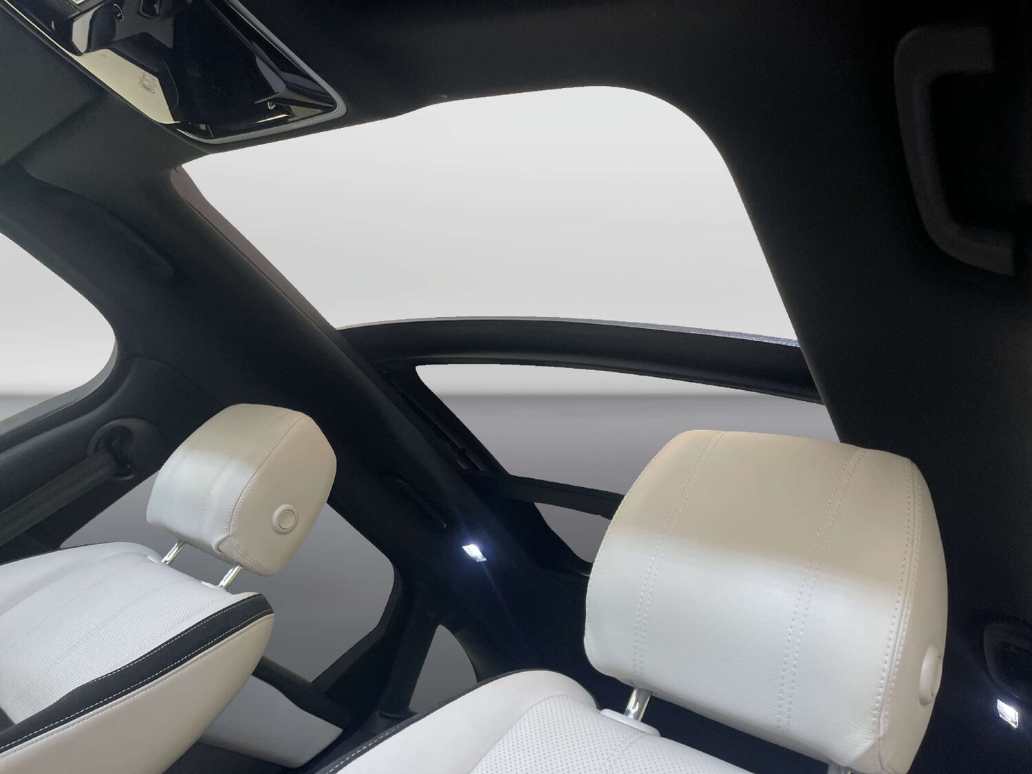 Used Land Rover Range Rover Velar 2020 for sale - 77905841: Photo 14