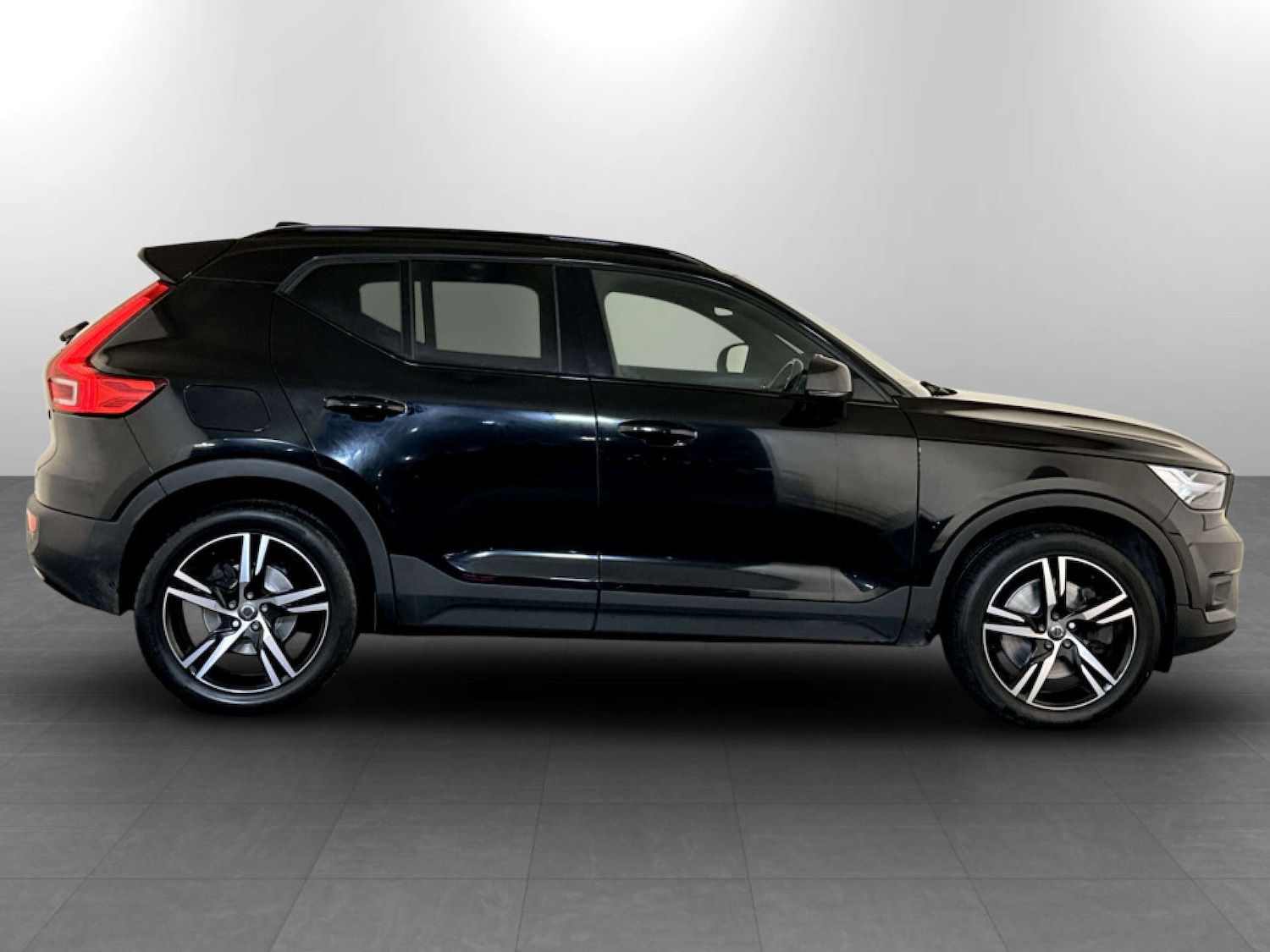 Used Volvo XC40 2021 for sale - 77368183: Photo 11