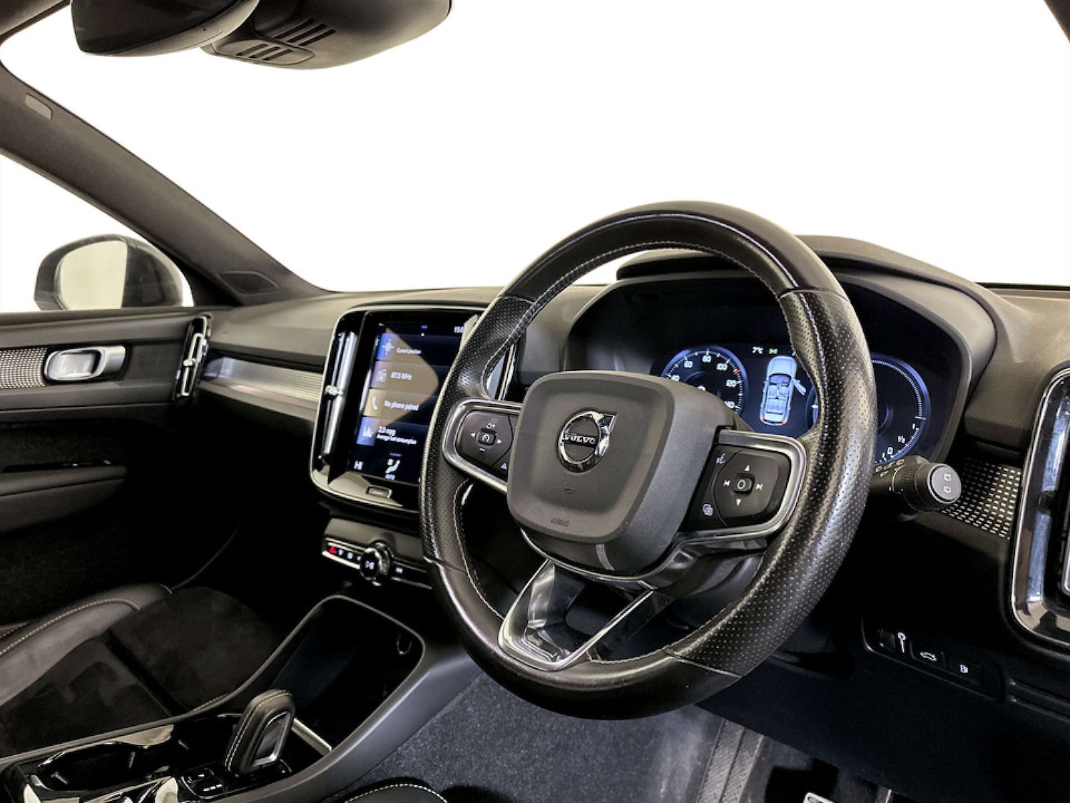 Used Volvo XC40 2021 for sale - 77368183: Photo 15