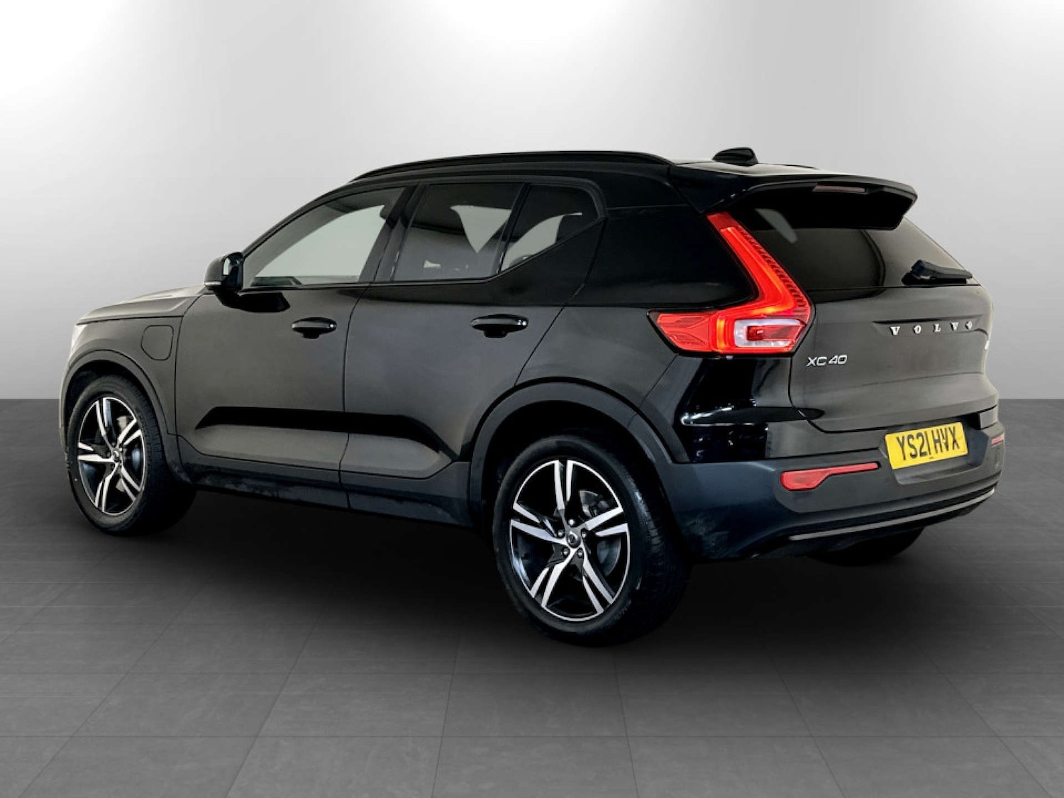 Used Volvo XC40 2021 for sale - 77368183: Photo 8