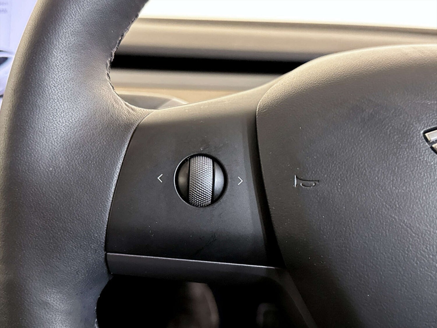 Used Tesla Model 3 2021 for sale - 77678670: Photo 16