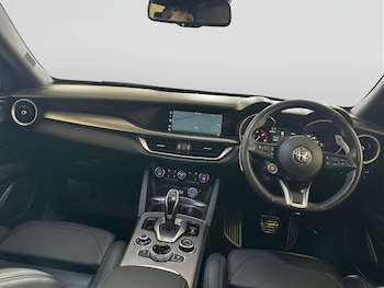 Used Alfa Romeo Stelvio 2022 for sale - 78645866: Photo