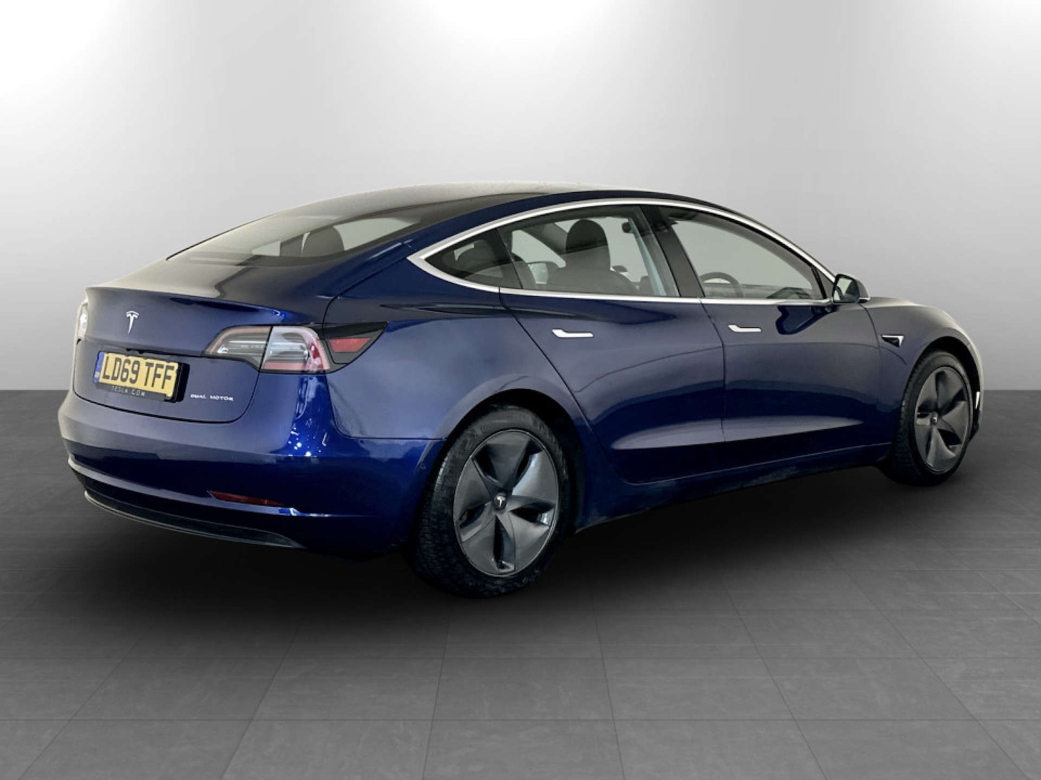 Used Tesla Model 3 2019 for sale - 77276711: Photo 10