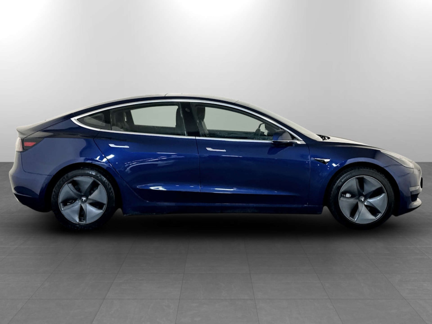 Used Tesla Model 3 2019 for sale - 77276711: Photo 11