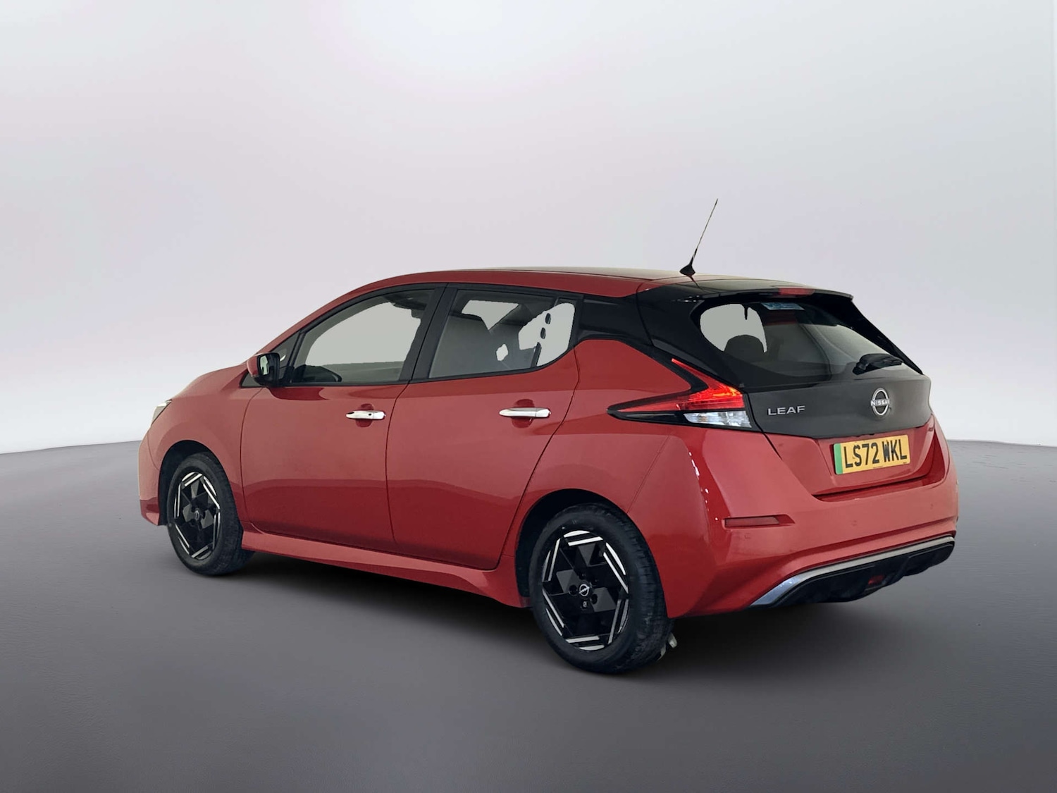 Used Nissan Leaf 2023 for sale - 77938490: Photo 8