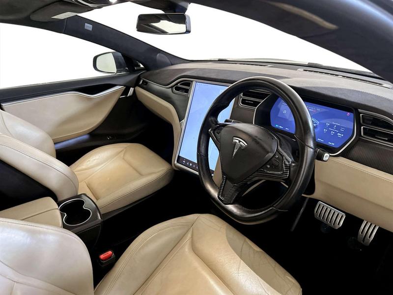 Used Tesla Model S 2015 for sale - 77053481: Photo 17