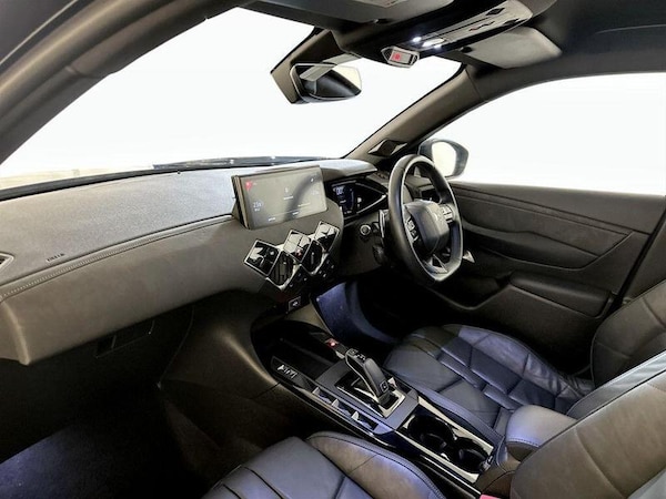 Used DS Automobiles DS 3 Crossback 2021 for sale - 76255340: Photo 12