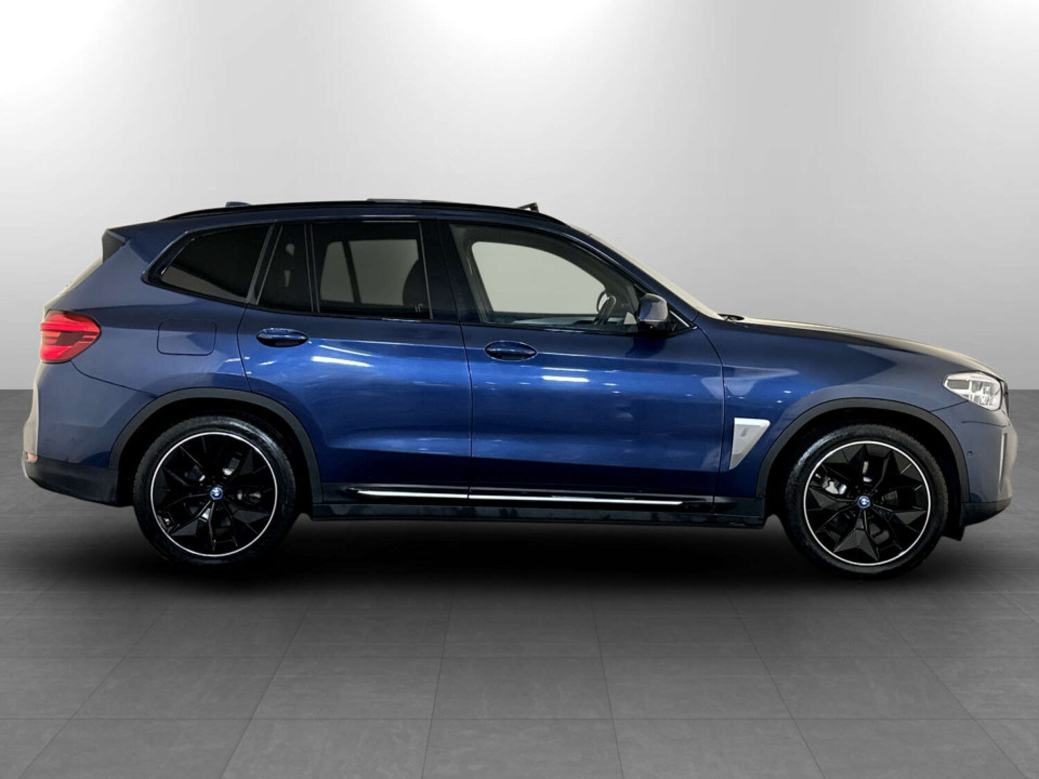 Used BMW iX3 2021 for sale - 77523420: Photo 11