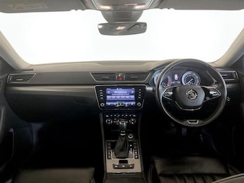 Used Skoda Superb 2021 for sale - 76534489: Photo