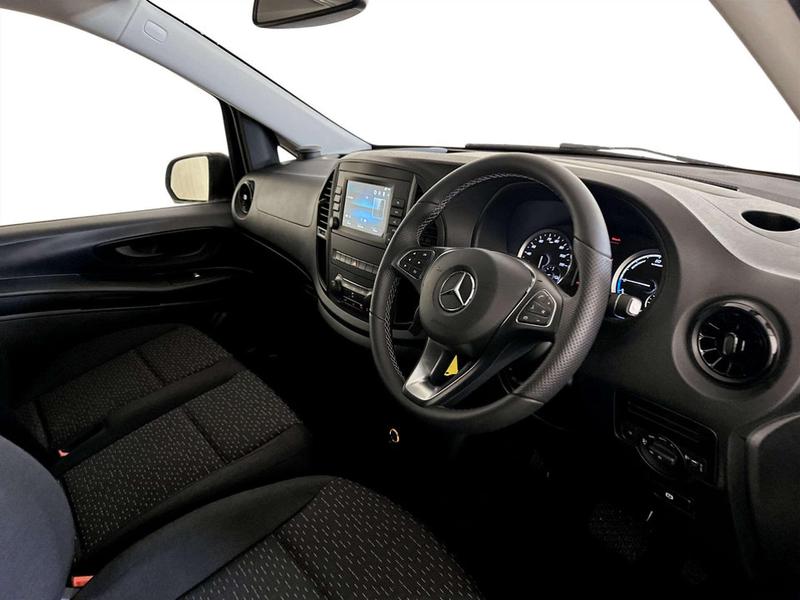 Used Mercedes-Benz Vito 2023 for sale - 77176353: Photo 2