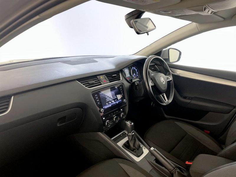 Used Skoda Octavia 2017 for sale - 76202205: Photo 12