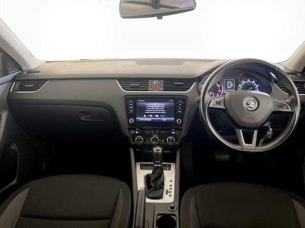 Used Skoda Octavia 2017 for sale - 76202205: Photo 3