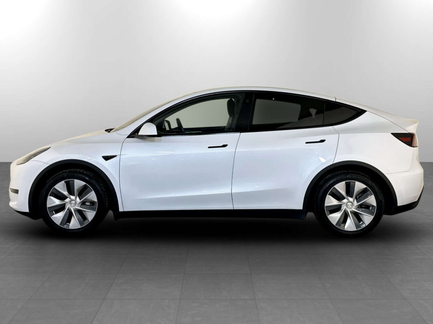 Used Tesla Model Y 2023 for sale - 77745601: Photo 7