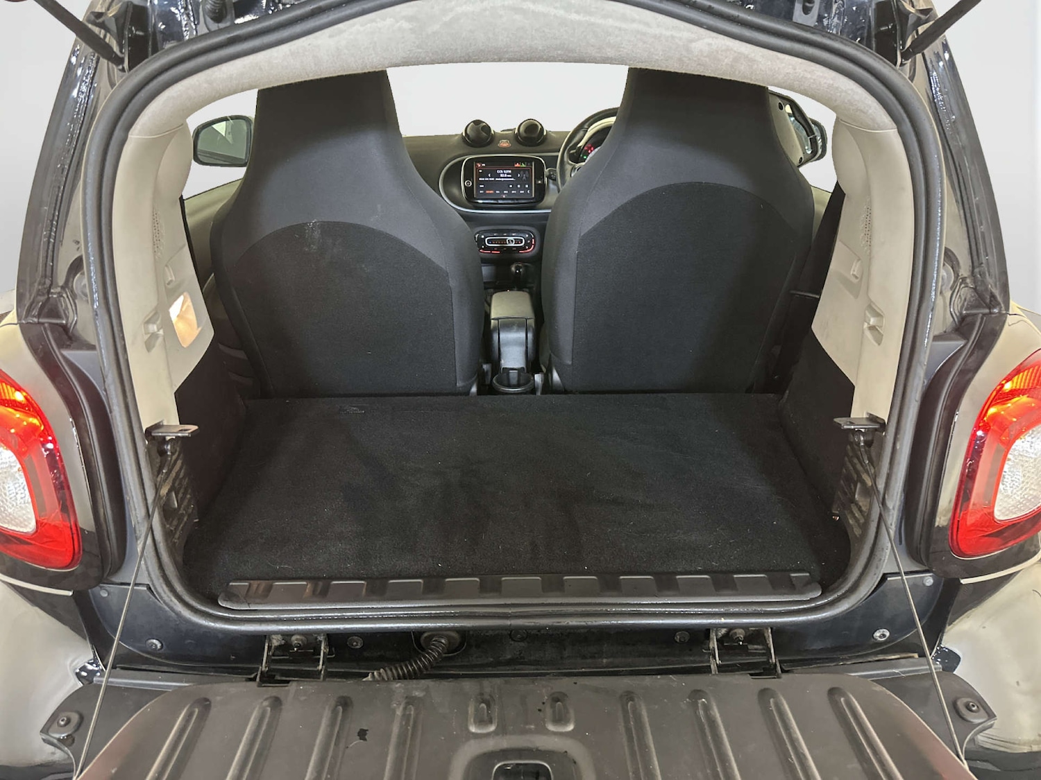 Used smart fortwo 2023 for sale - 78031048: Photo 15