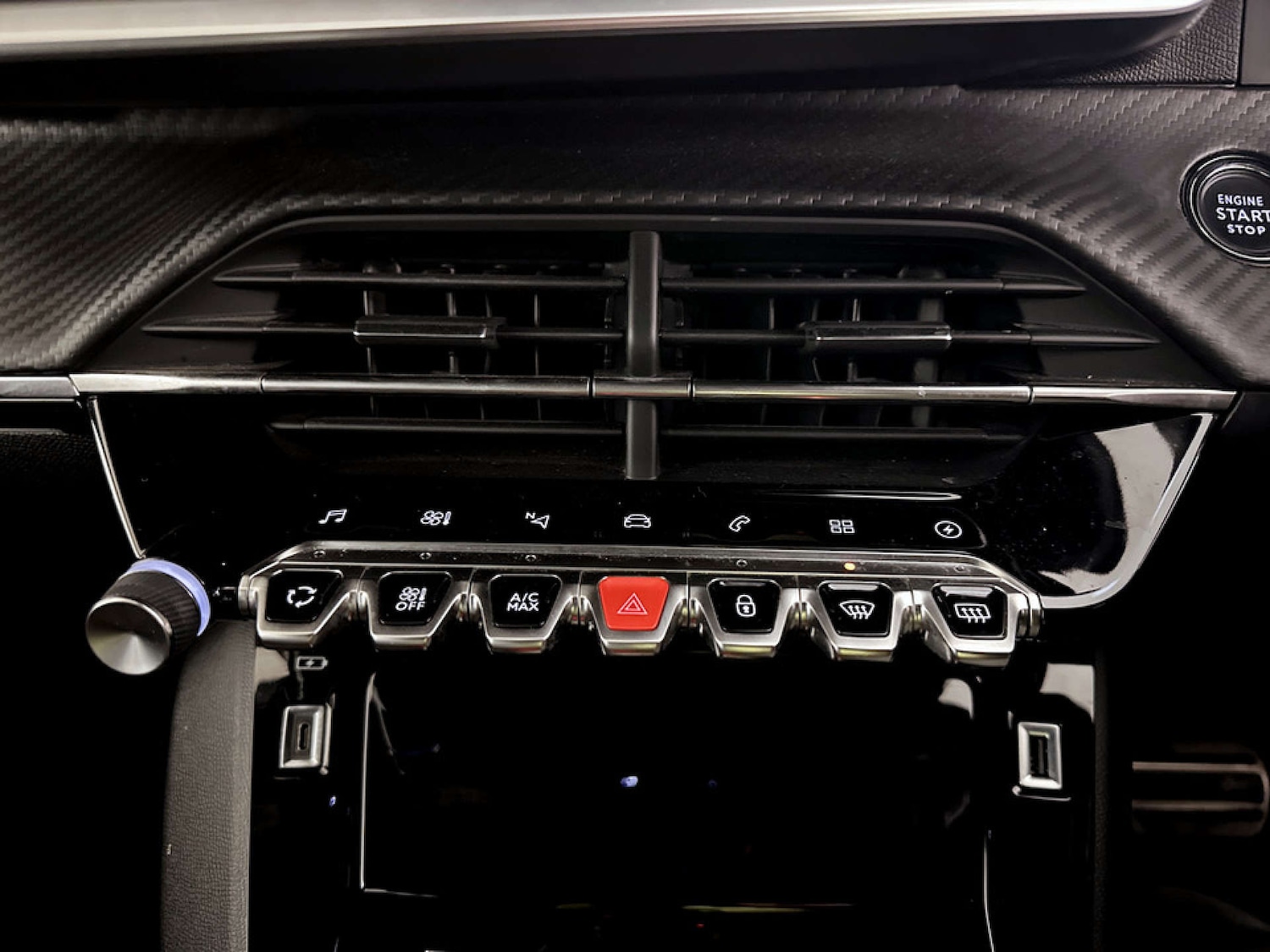 Used Peugeot 208 2022 for sale - 77328592: Photo 24