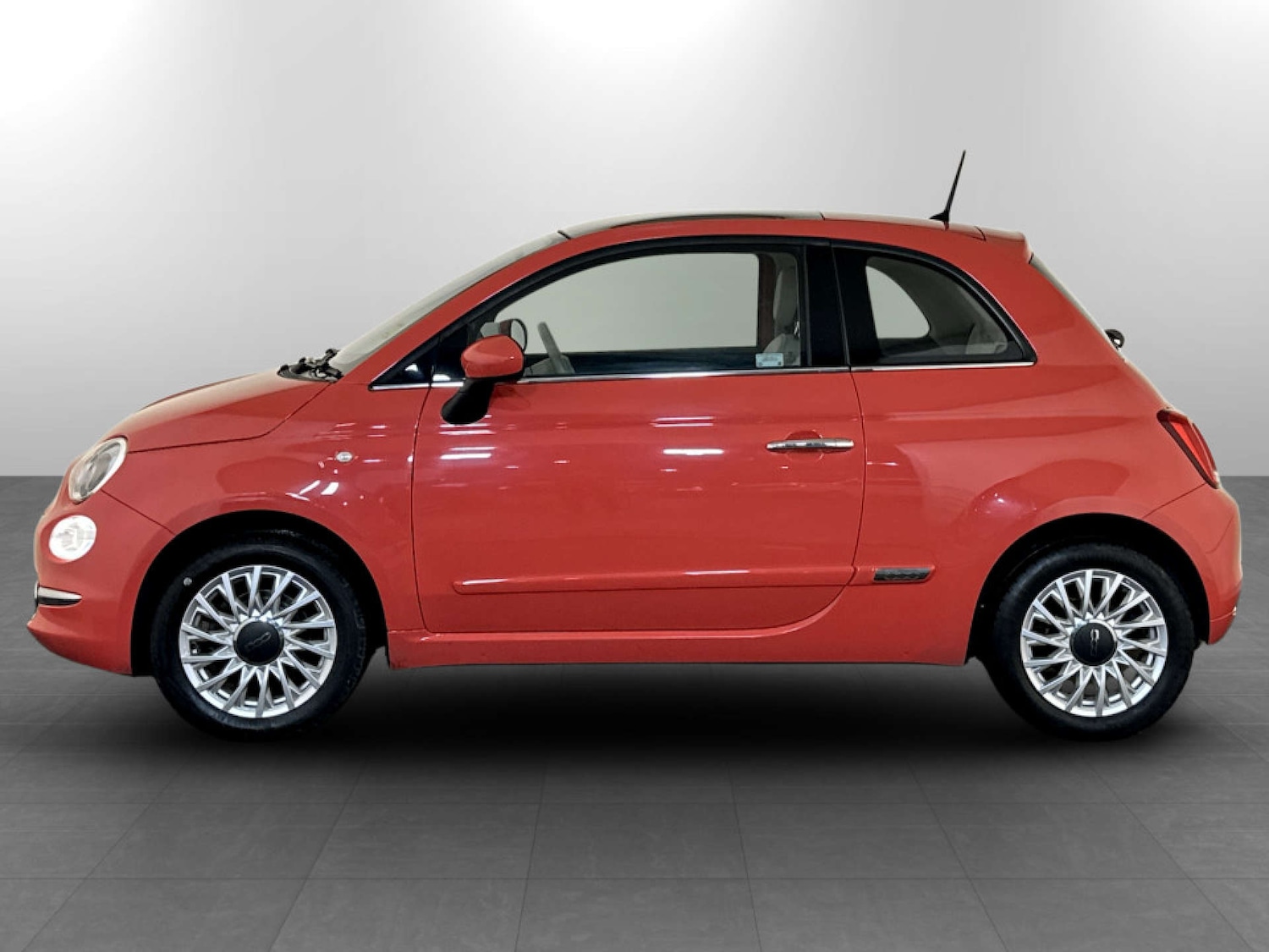 Used Fiat 500 2016 for sale - 77535153: Photo 7
