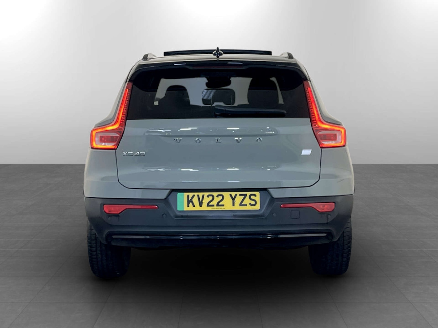 Used Volvo XC40 2022 for sale - 77328627: Photo 9
