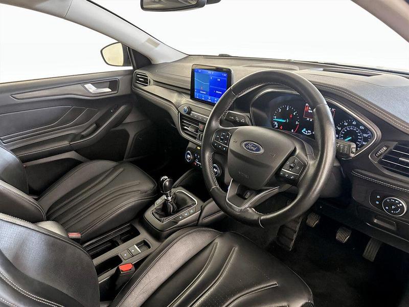 Used Ford Focus 2021 for sale - 76308875: Photo 16
