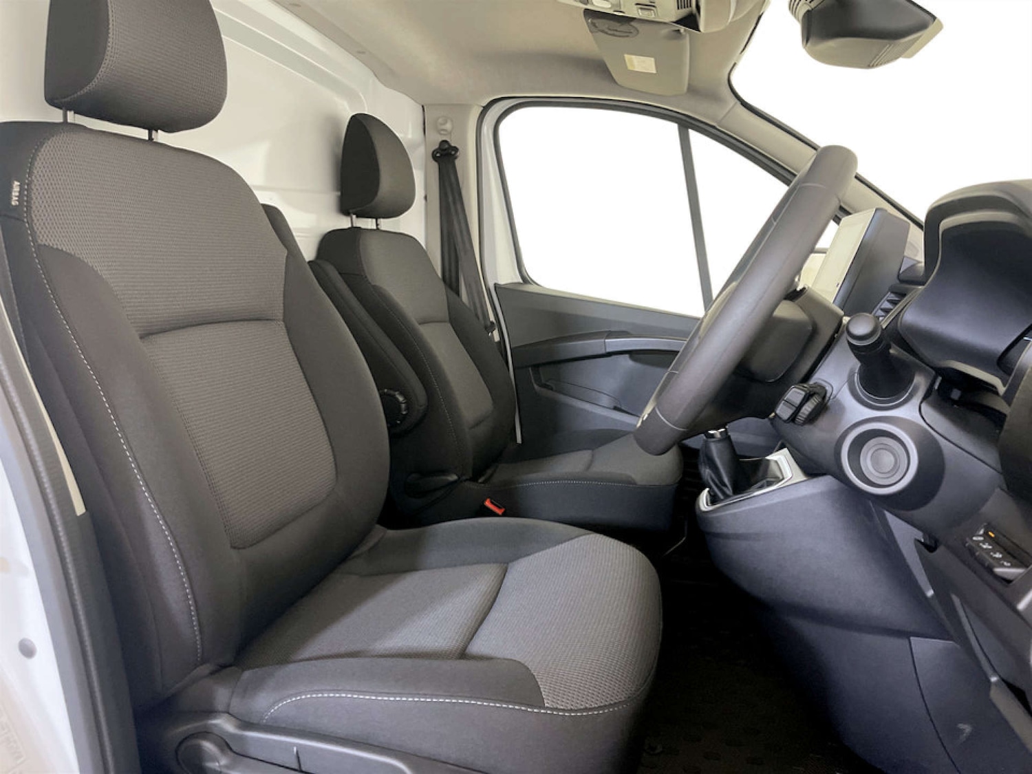 Used Renault Trafic 2025 for sale - 77185330: Photo 12