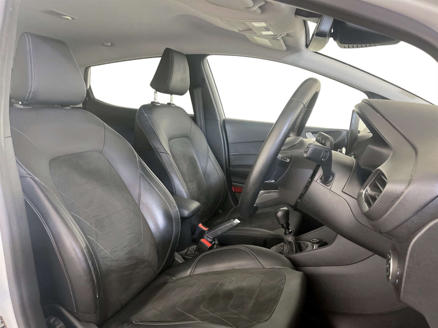 Used Ford Fiesta 2022 for sale - 77185068: Photo 13