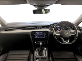 Used Volkswagen Passat 2022 for sale - 77762269: Photo