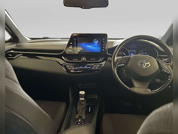 Used Toyota C-HR 2019 for sale - 78955849: Photo