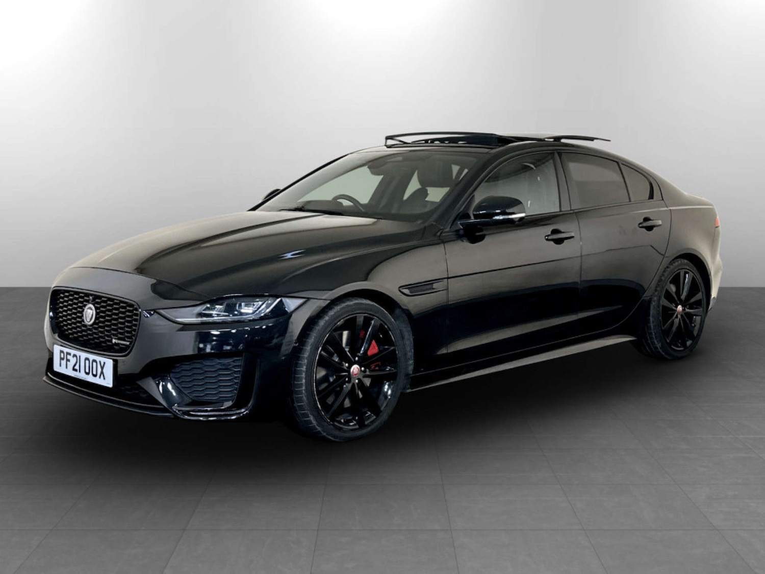 Used Jaguar XE 2021 for sale - 77185256: Photo 6
