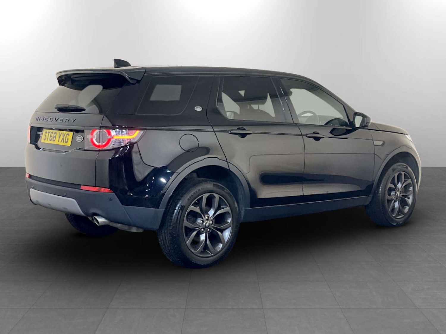 Used Land Rover Discovery Sport 2018 for sale - 77227743: Photo 10