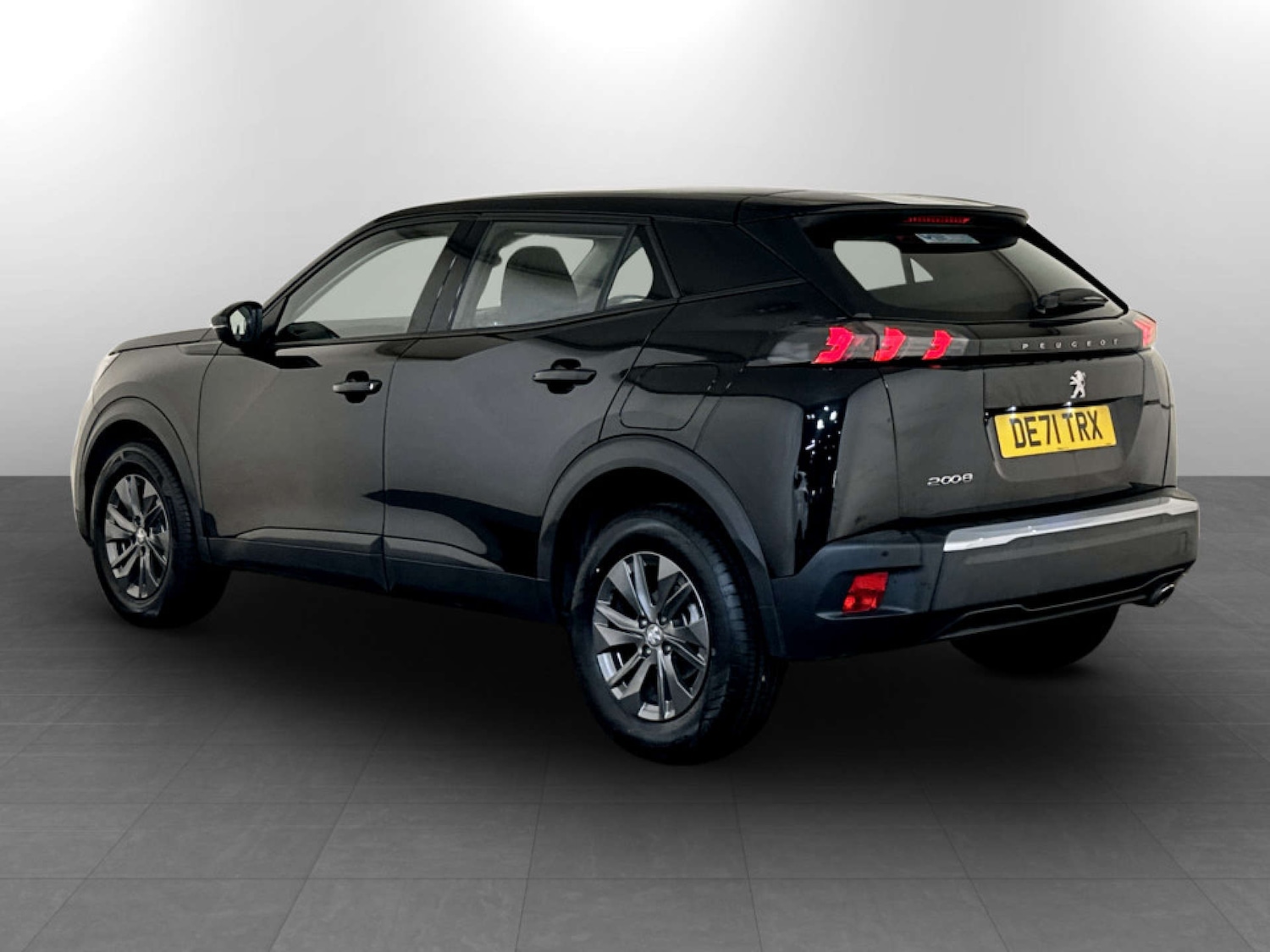 Used Peugeot 2008 2021 for sale - 77326114: Photo 8