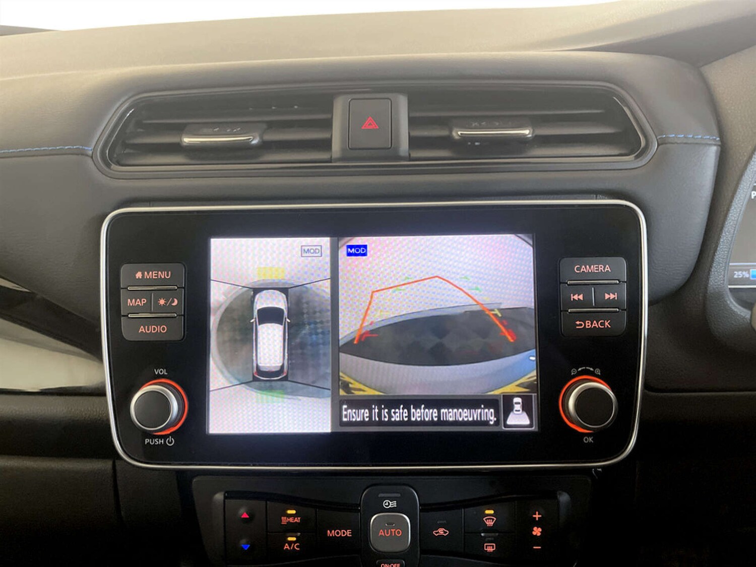 Used Nissan Leaf 2021 for sale - 77470045: Photo 20